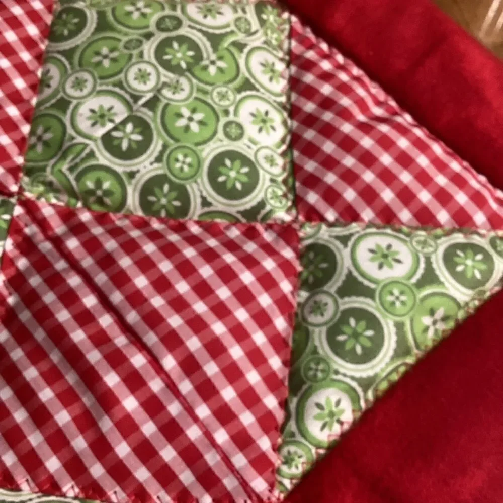 NWOT Hand Crafted Reversible Quilted Stuffed Animal/Doll Quilt